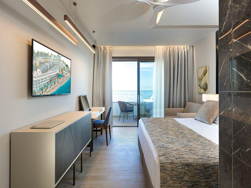 готель Amira Beach Resort & Spa на Кріті