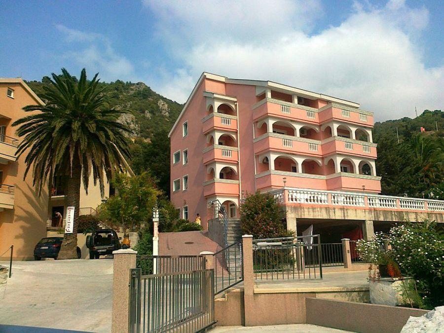 Apartments Tamara 3* / 4*, Бечичі